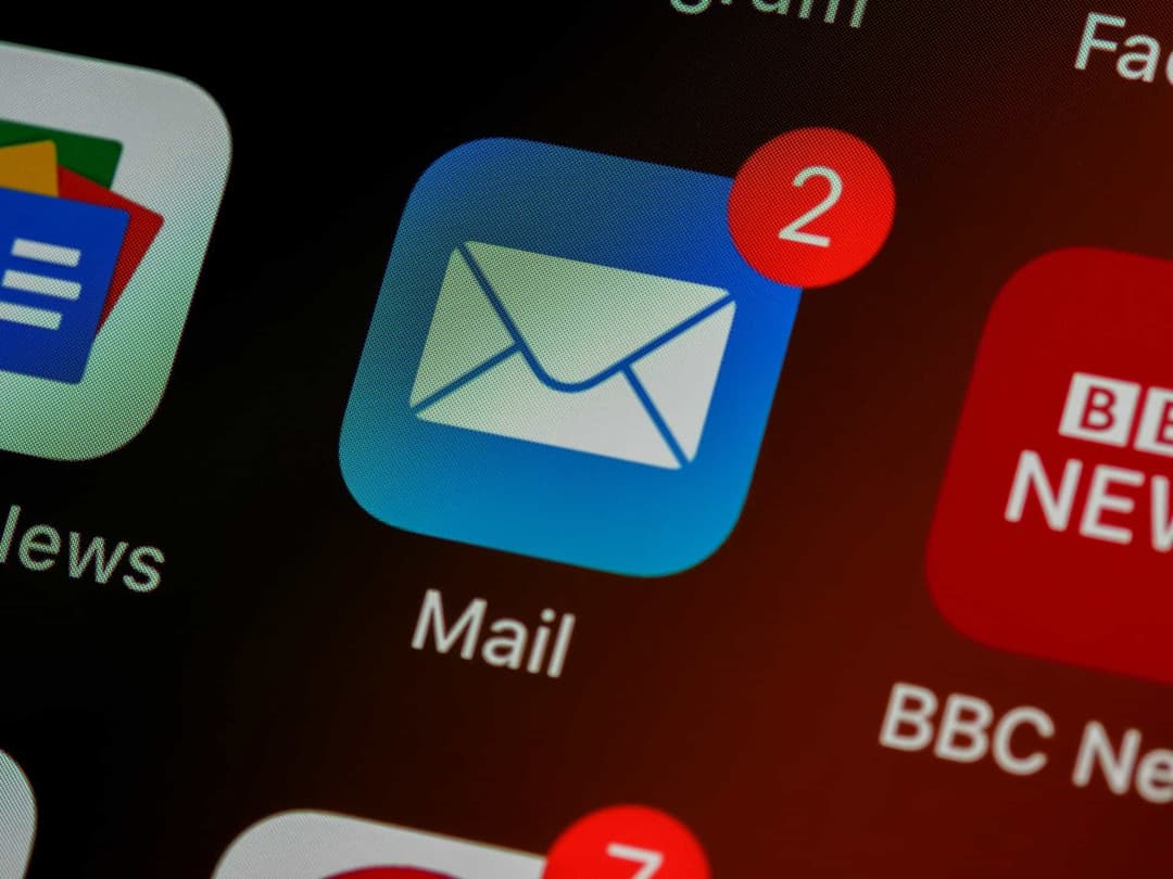 How to Ask Someone to Be a Reference: Email Templates and Best Practices